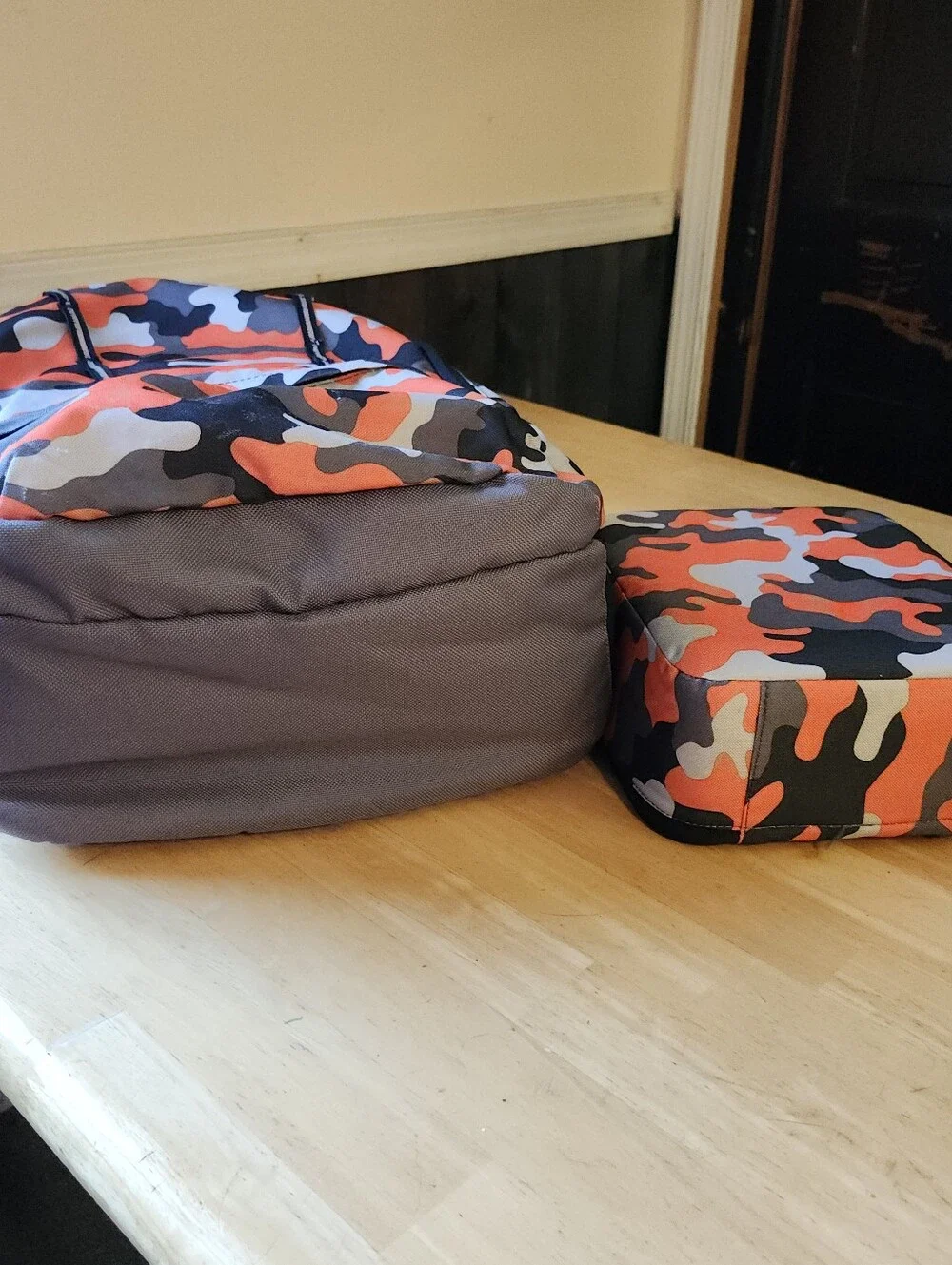 Lands' End Classmate Backpack Orange Camo Medium & Lunchbox Set GUC